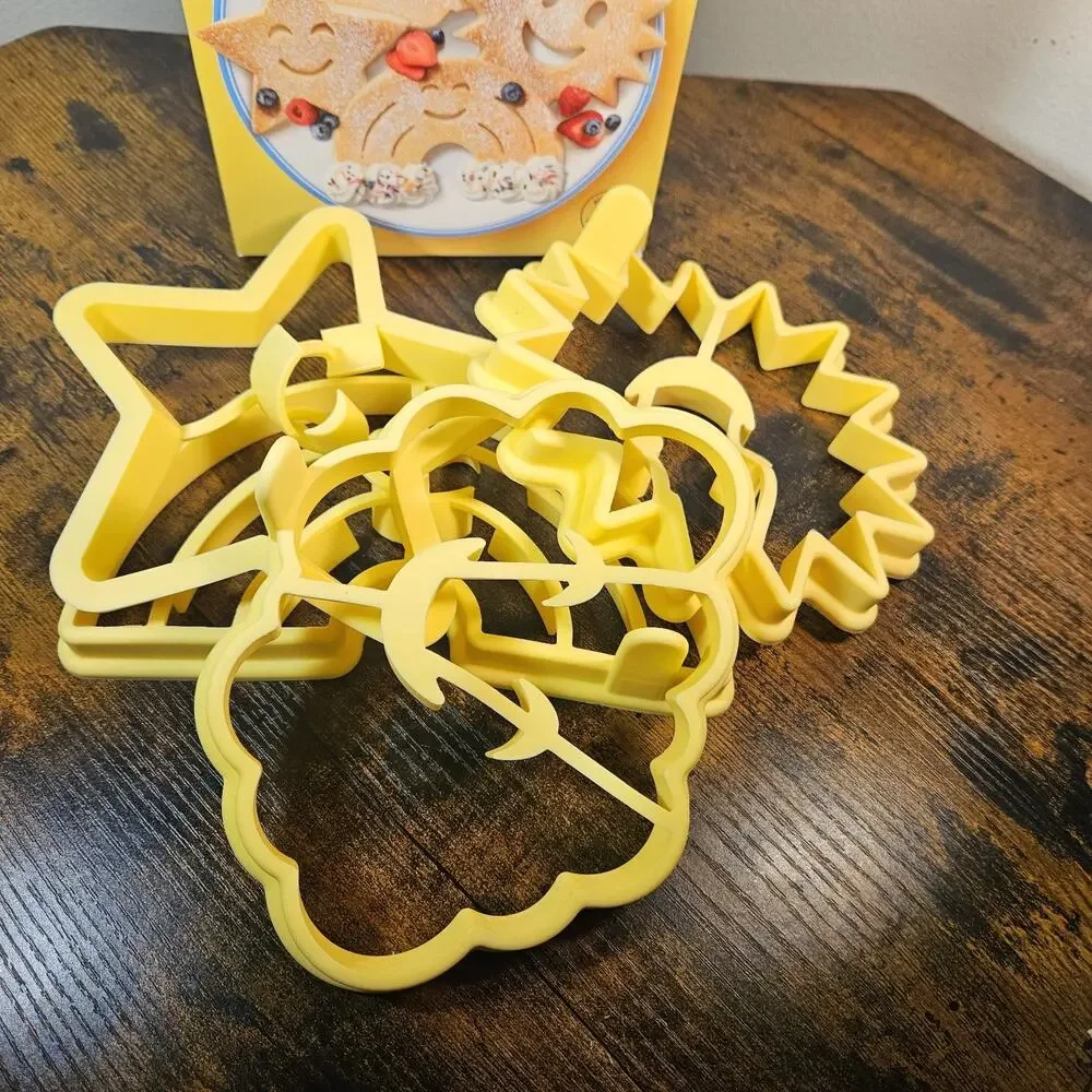 Williams Sonoma Rise & Shine Pancake Molds Set of 4 Sun Star Rainbow Cloud